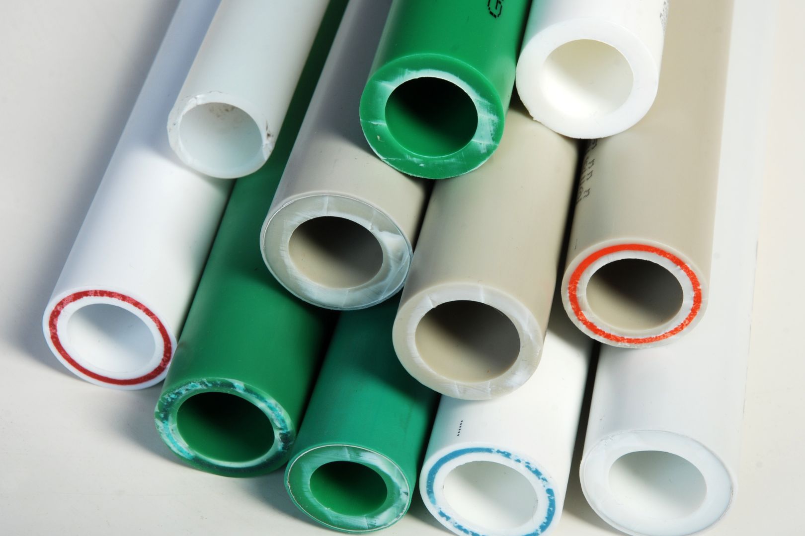 Como escolher tubos certos para cada ambiente