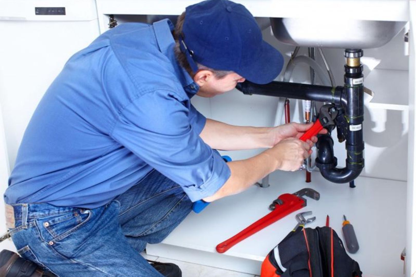 como calcular custo de reparo hidraulico